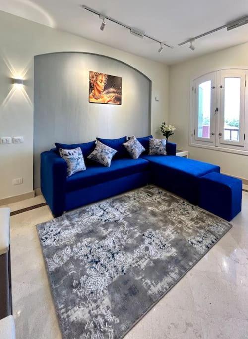 Sunshine Y1-1-19 Apartment