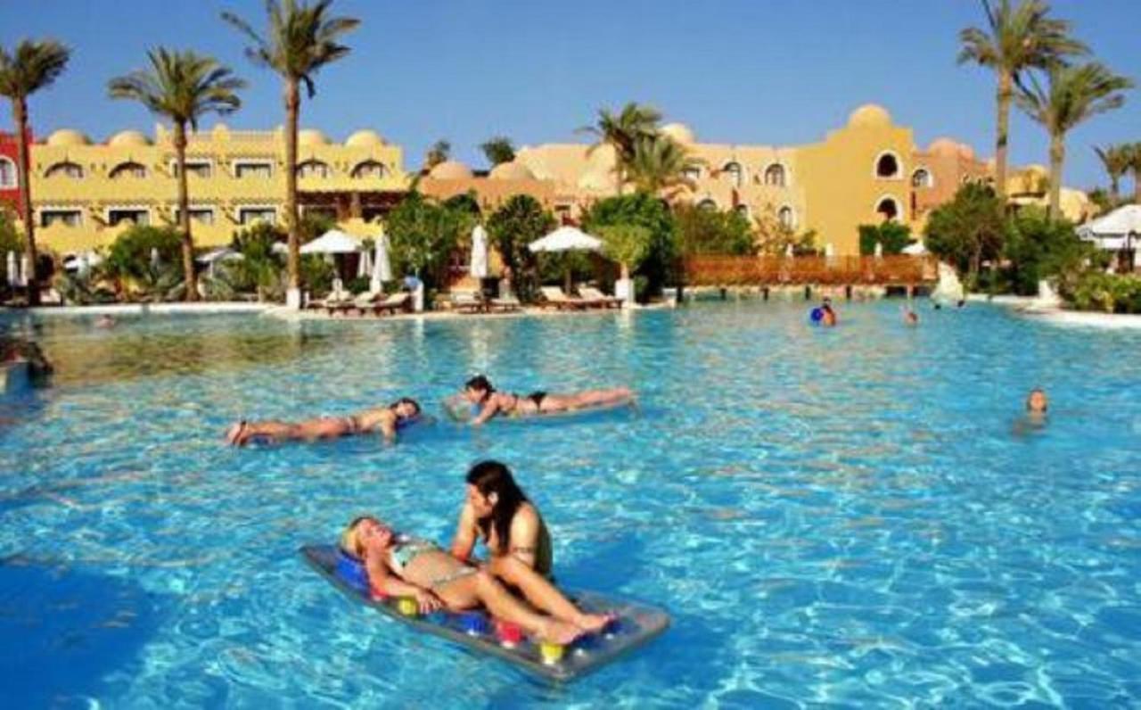 Grand Makadi - Couples And Families Only