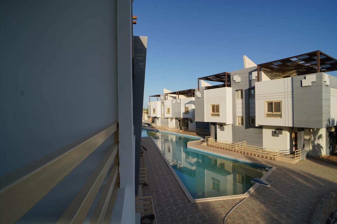 Noura Luxury With Free Pool And Access In