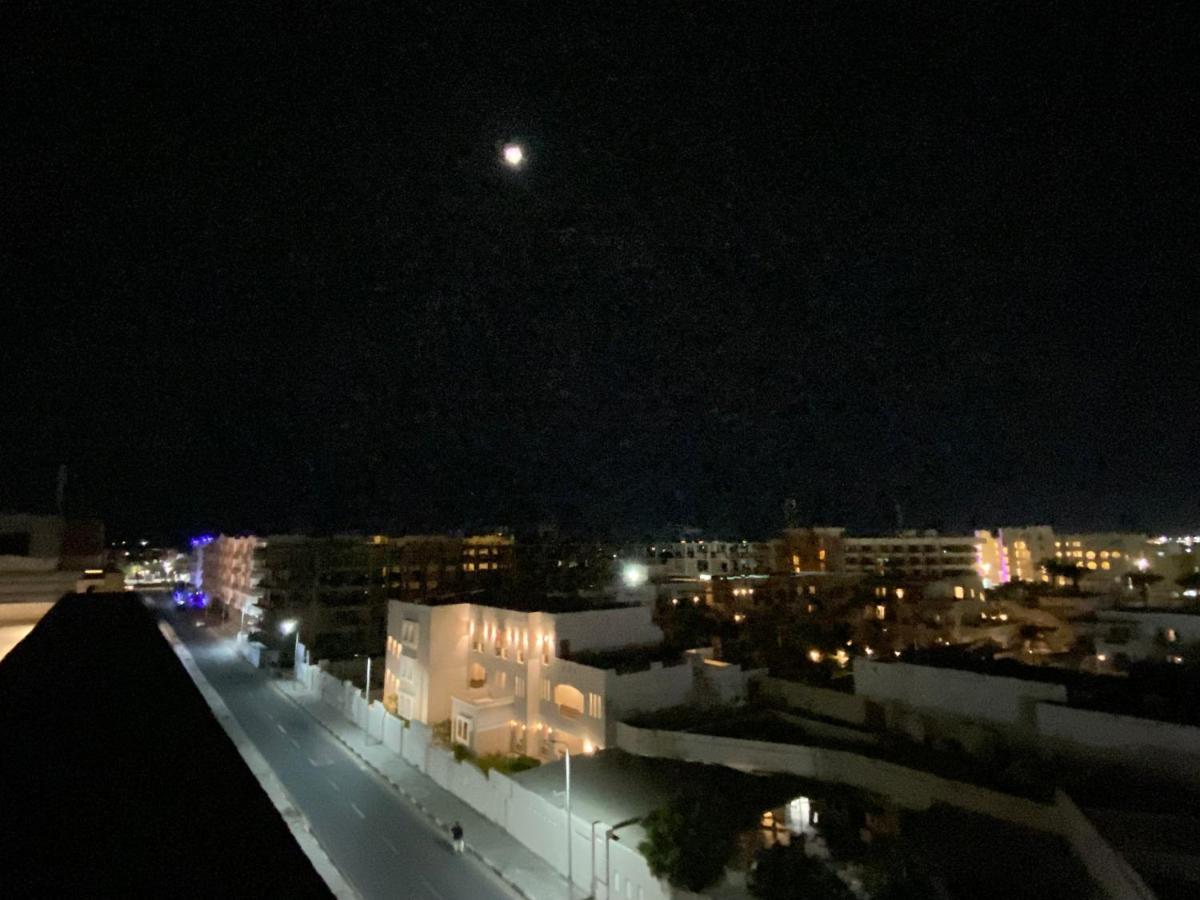 Stunning 1 Bedroom Appartement