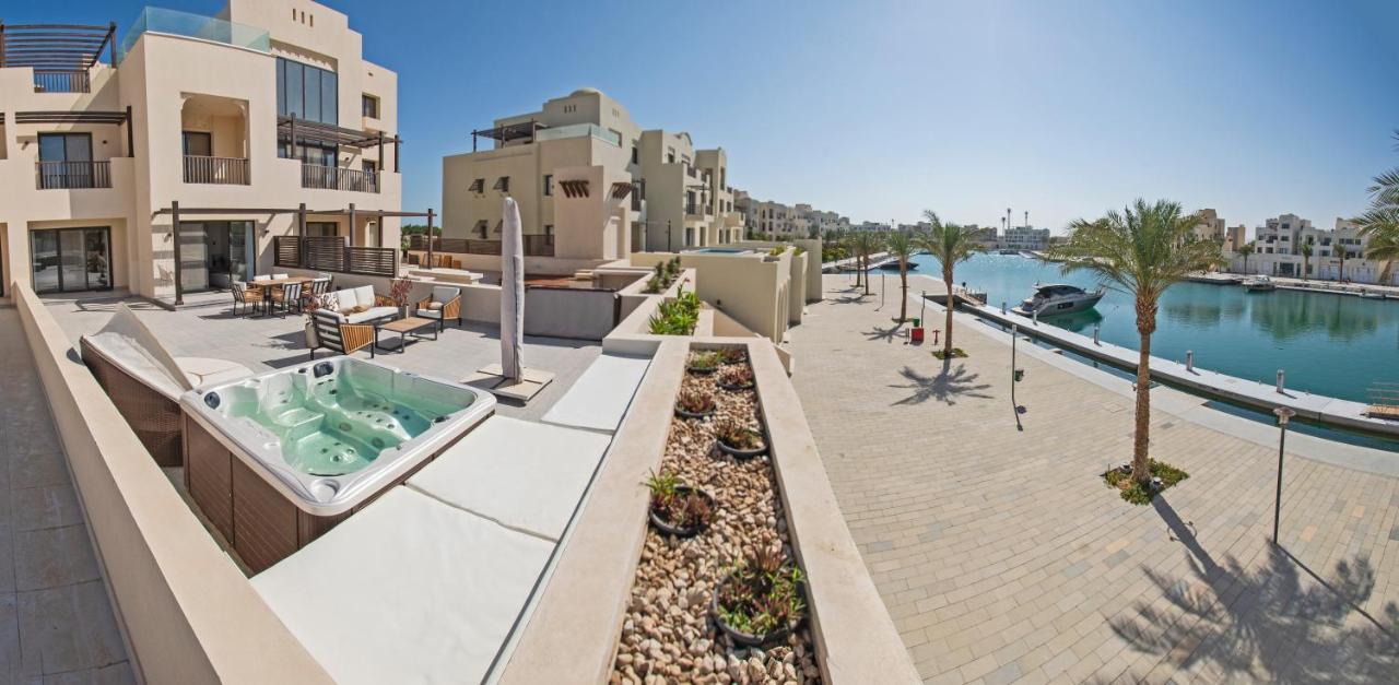 Apartment Ollystays Fanadir Marina 1br Heated Jacuzzi