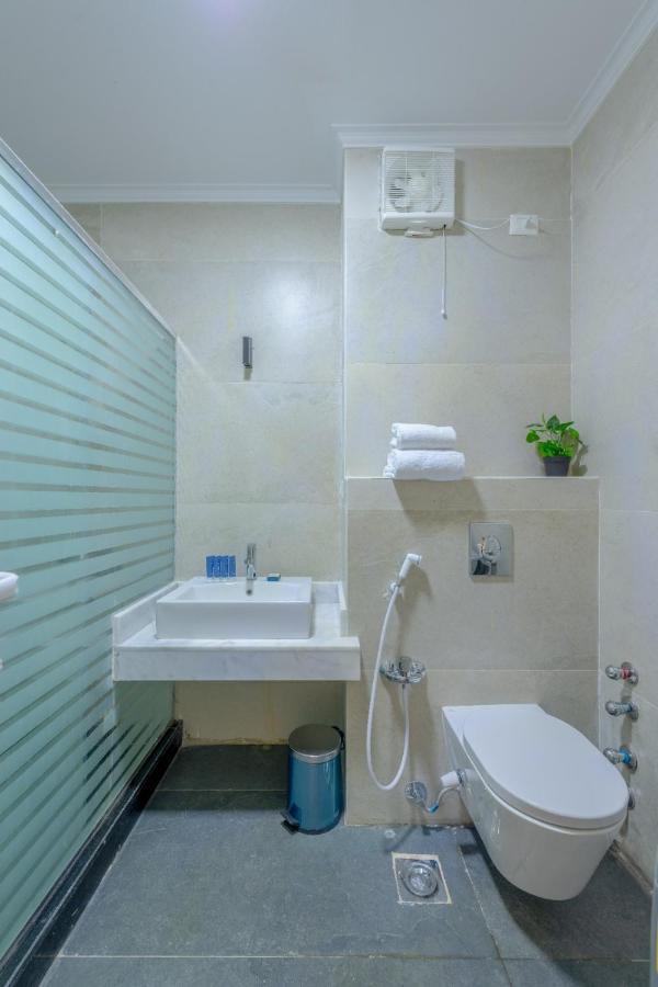 Villa Unique With Heated Pool And