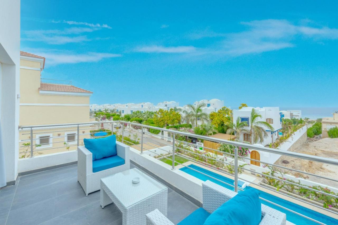 Unique With Heated Pool And Villa
