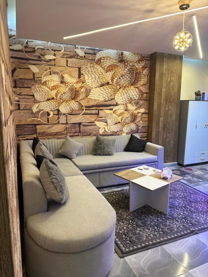 Apartment كمبوند اللوتس *