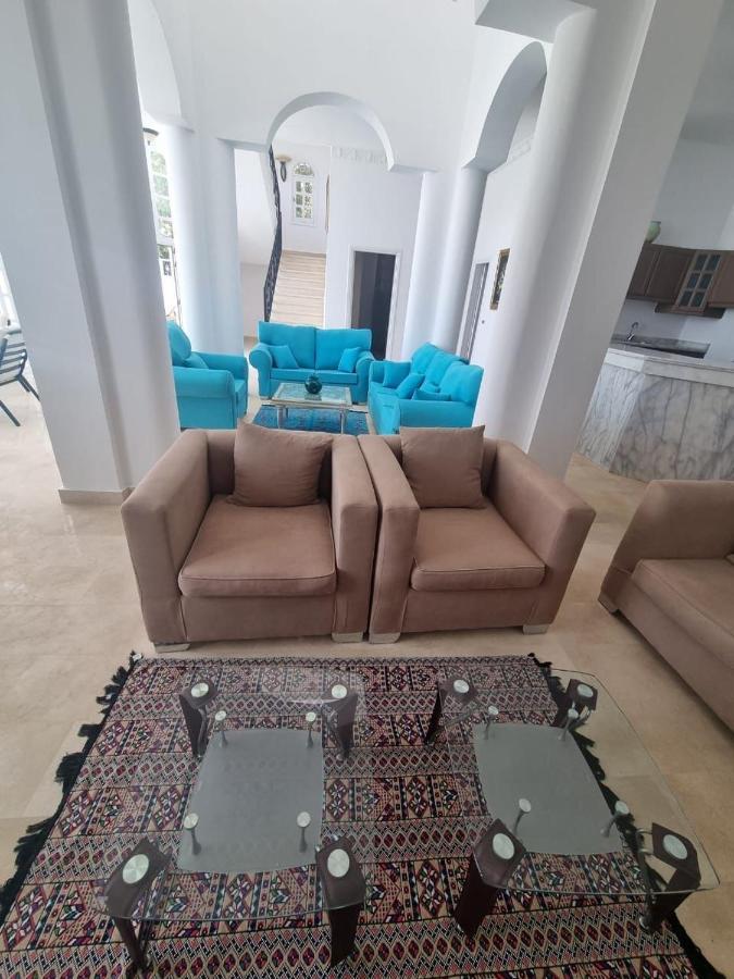 Villa White House *