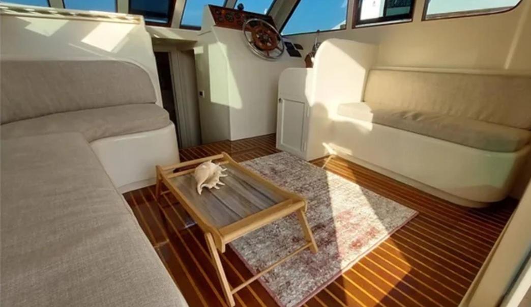 Botel Golden Sky