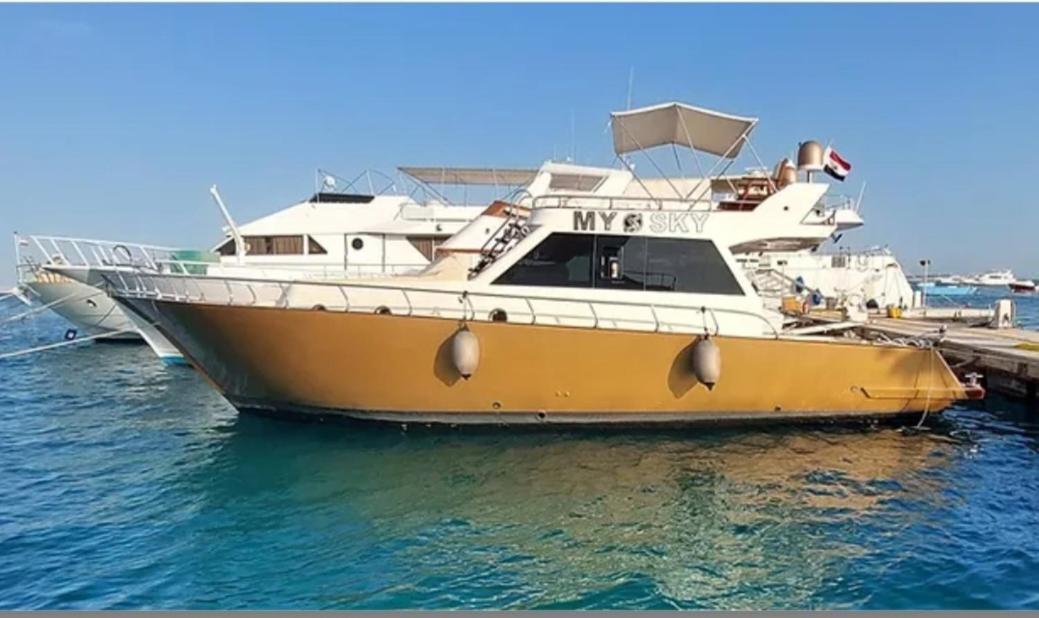Golden Sky Botel Hurghada