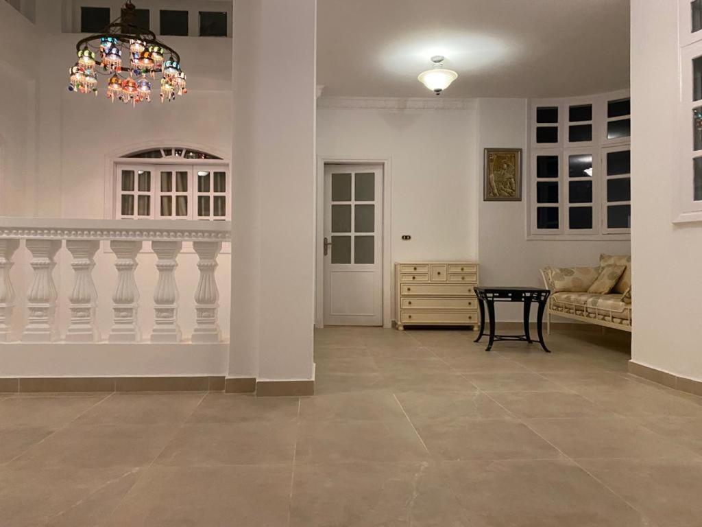 White House Villa *