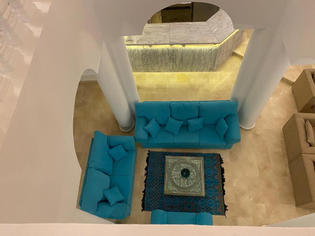 White House Villa *