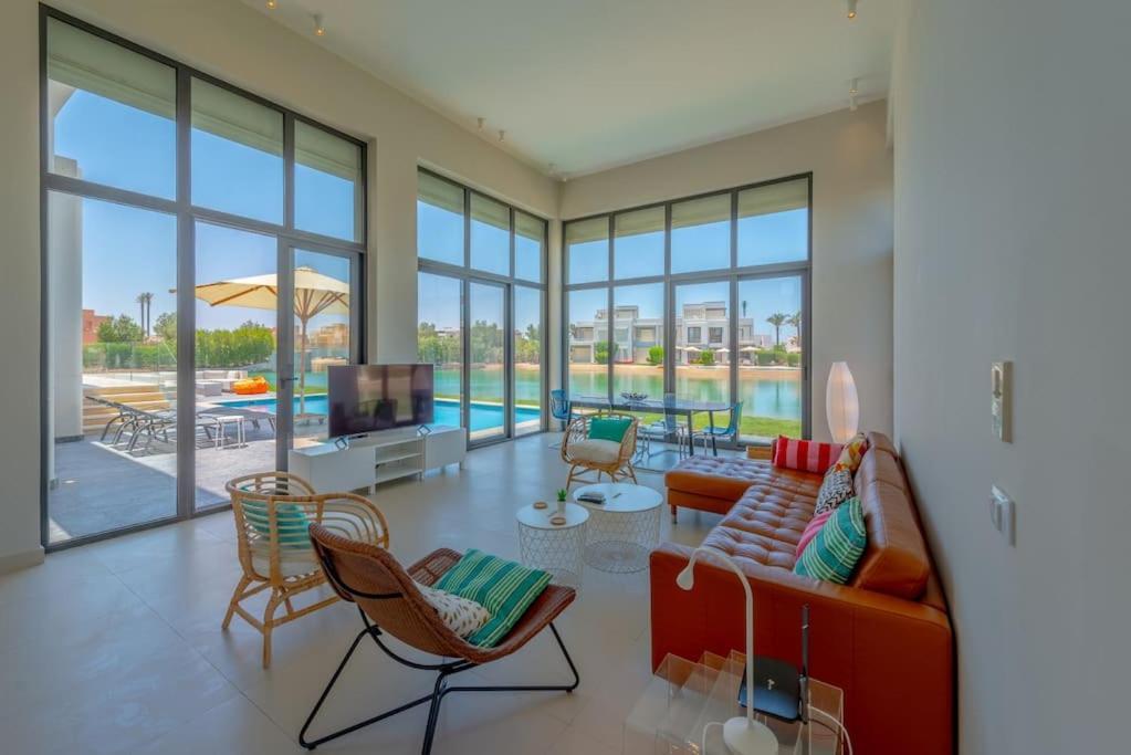 Villa 4br With Private Pool Tawila Lagoon El Gouna