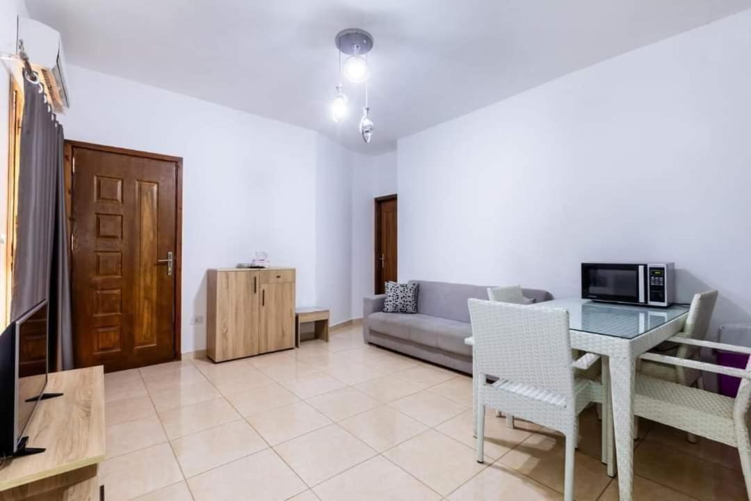 Spacious And Fully-equipped *