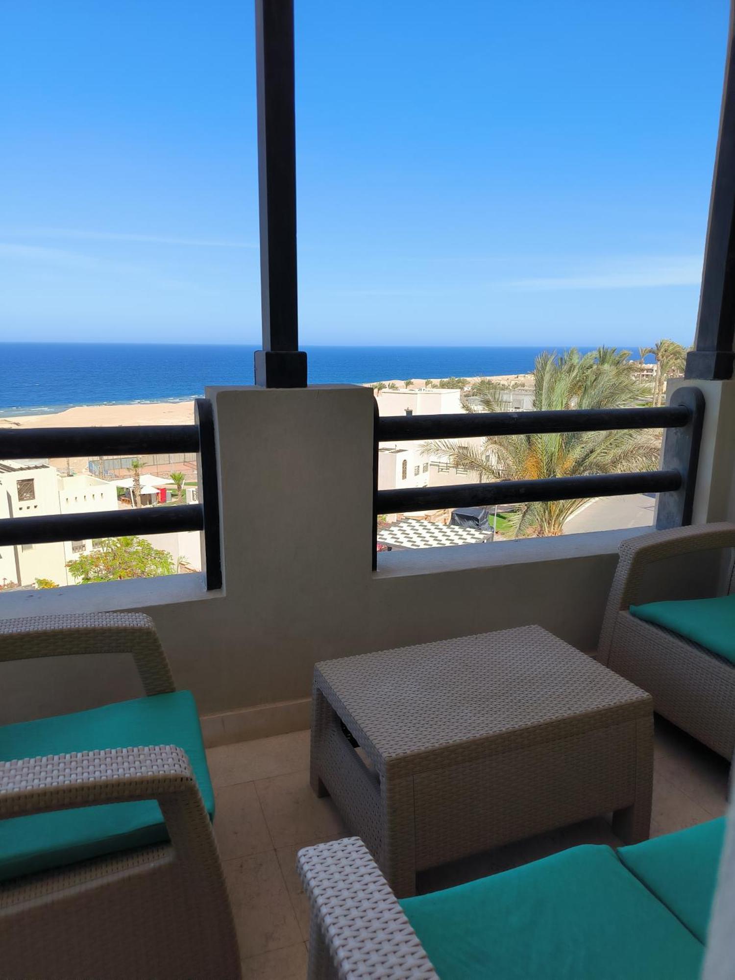 Roof With Panorama View Apartment *