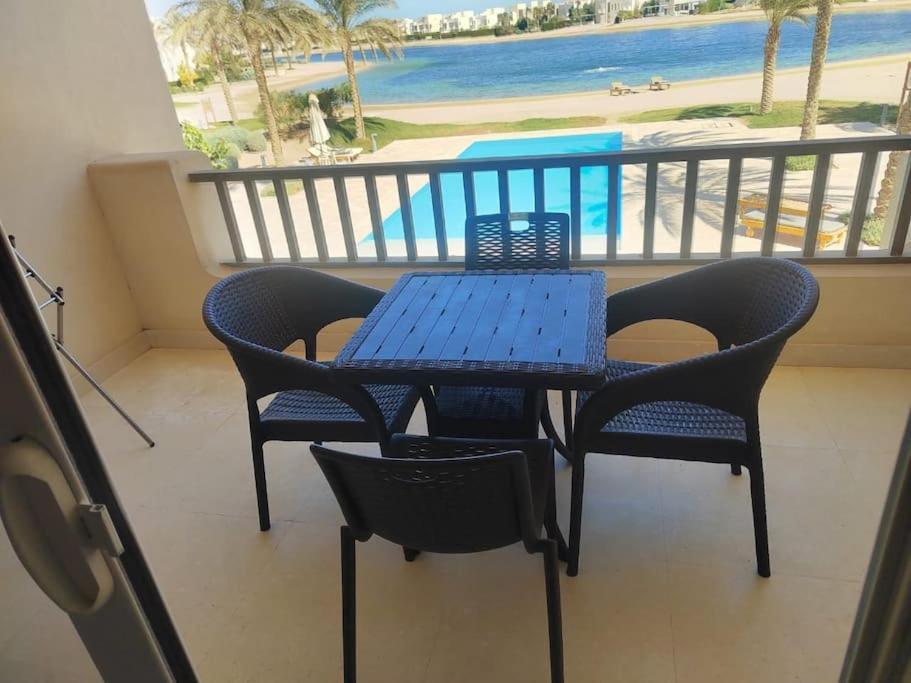 Abutig Marina Joubal 2 Bedroom Lagoon Apartamento