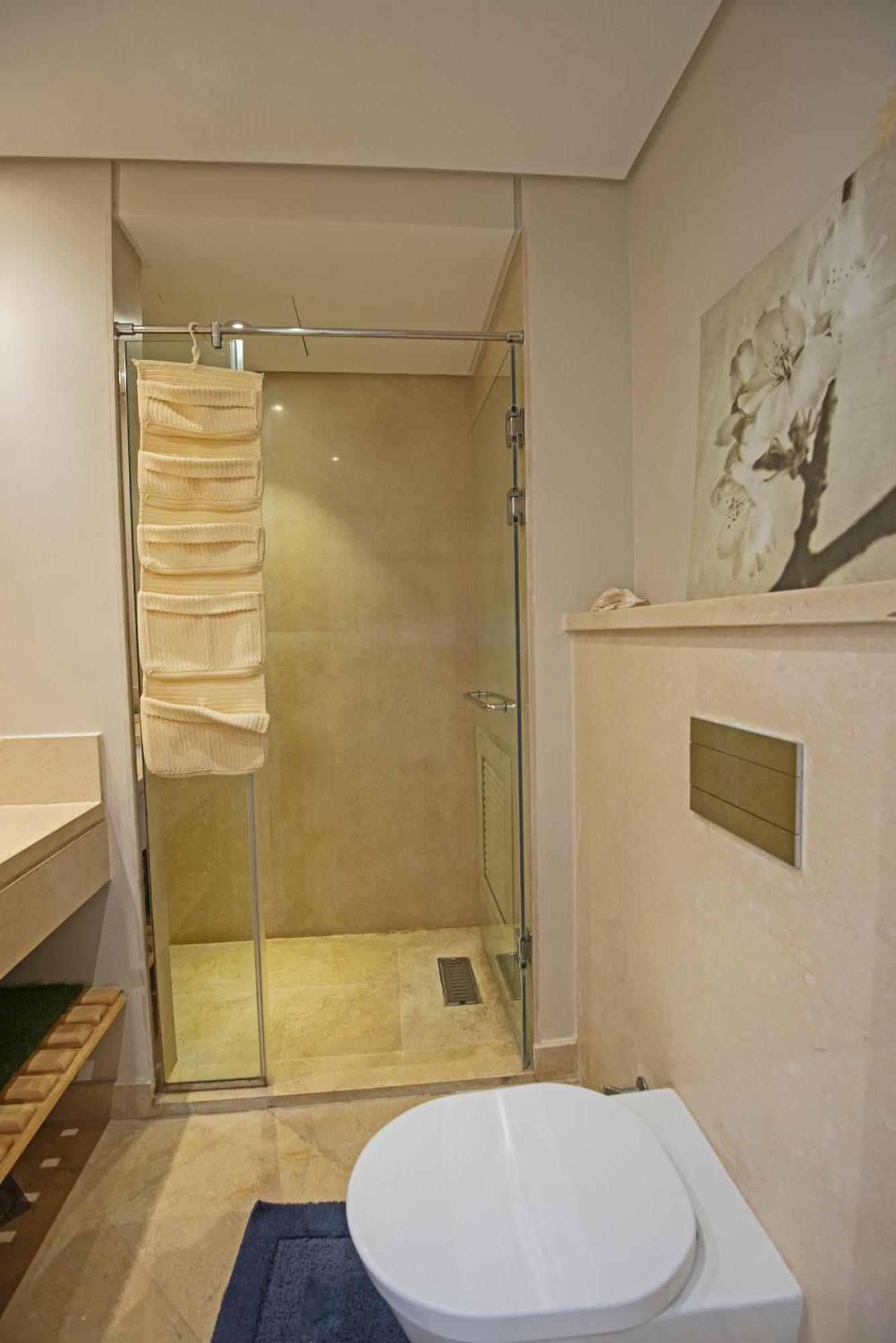 Apartment Ollystays Mangroovy 2 Bedroom And Pool Free Access