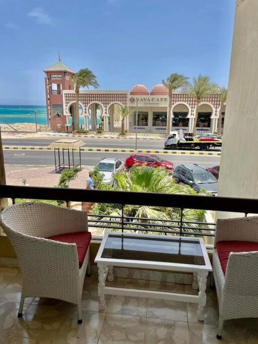 2 3 Sea View Infront Of Palma De Meritee * Hurghada