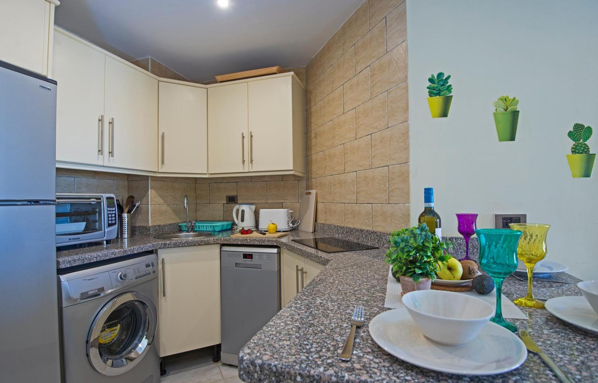 Apartment Buki-gravity-homes, App No2, Amazing Seaview In 5 Star Gravity Sahl Hasheesh-for Guests With Nonegyptian Passports Hurghada