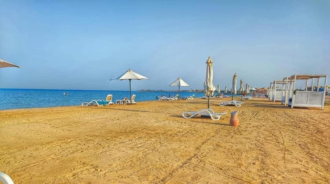 Fabulous Sea View 1 Bedroom & Private Garden To The Pool At Mangroovy *