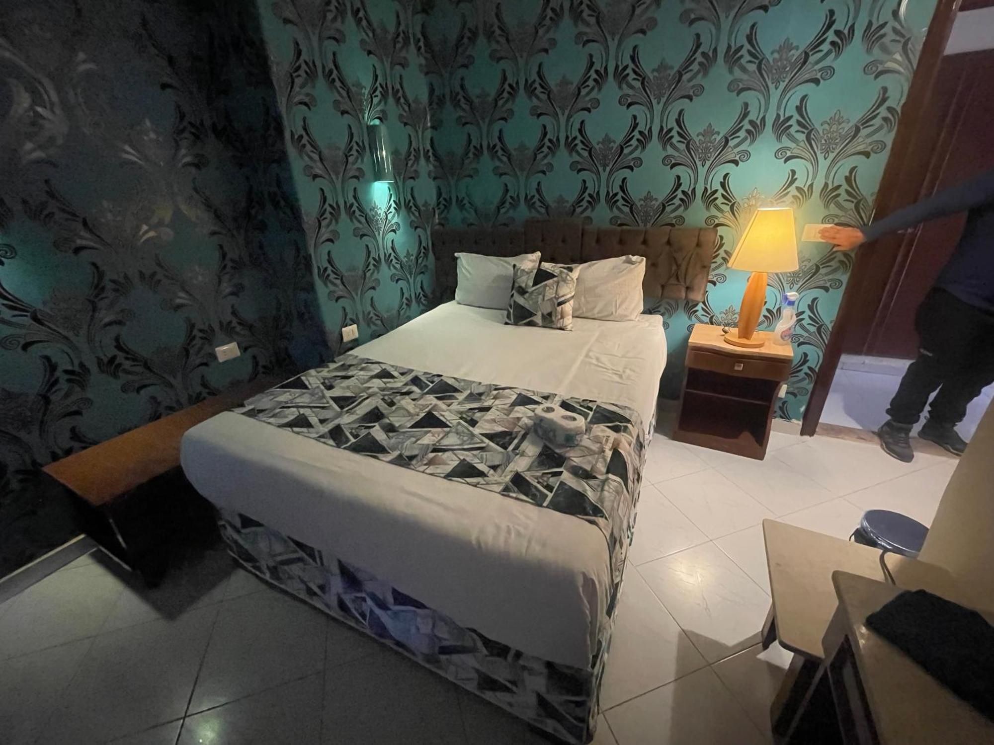 Hotel Golden Sun -