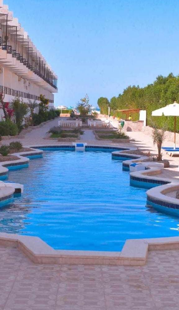 Fox House & El Gouna 4*