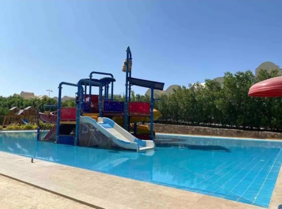 Apartment 2 Bedrooms Cozy Flat At Makadi Heights *
