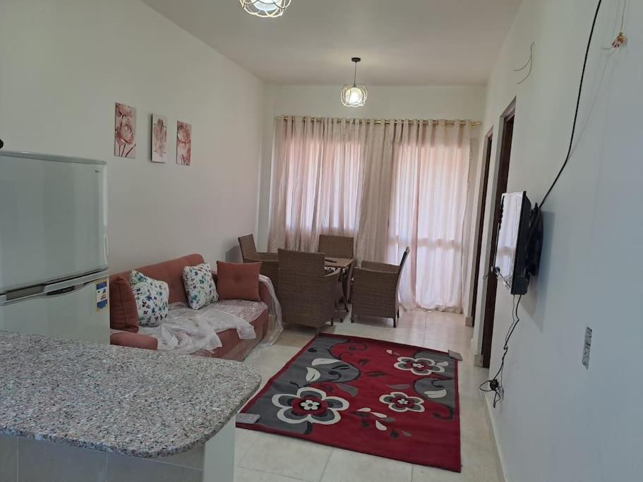 2 Bedrooms Cozy Flat At Makadi Heights Apartment