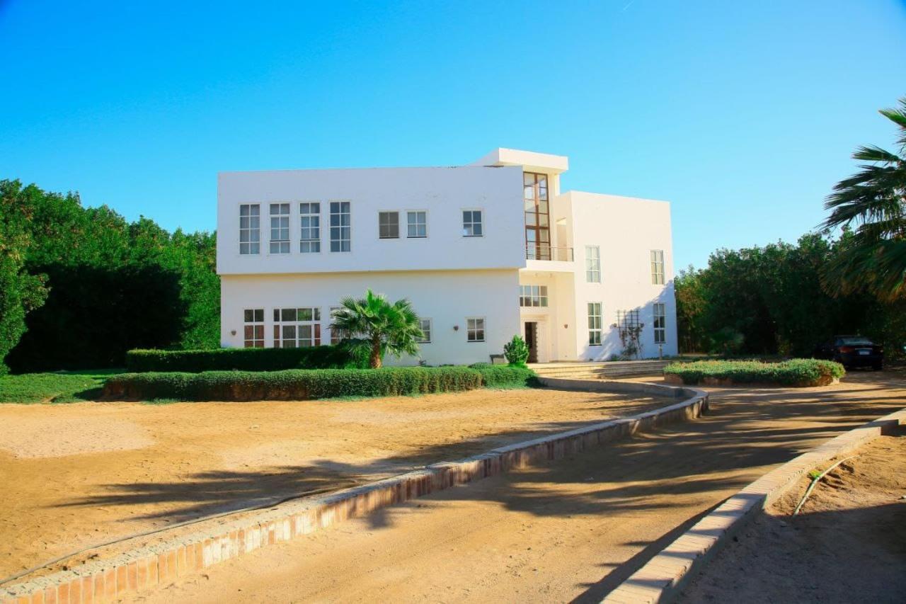٨٥ رابعه مدينة نصر القاهرة Hurghada