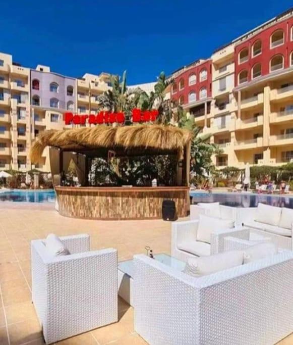 Apartment Sunny With 3 Swimming Pools Florenza