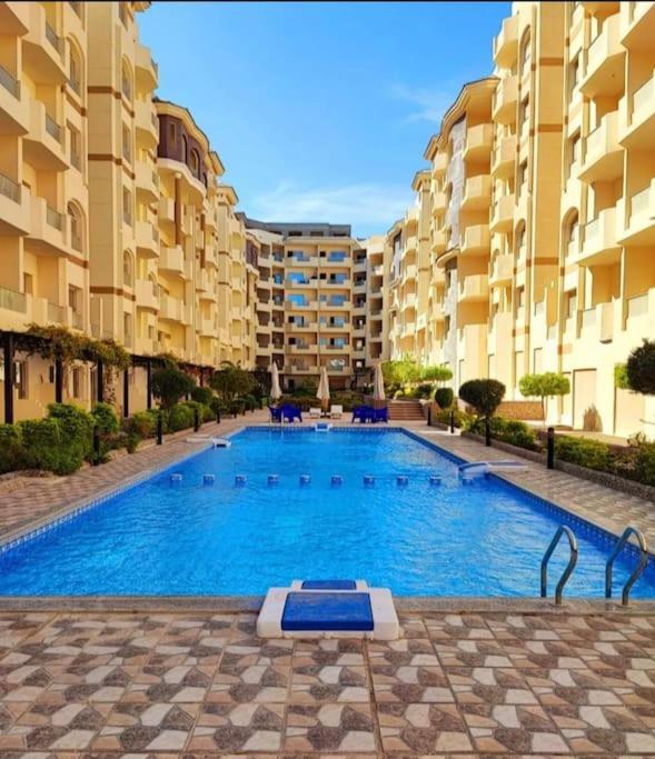 Sunny With 3 Swimming Pools Florenza