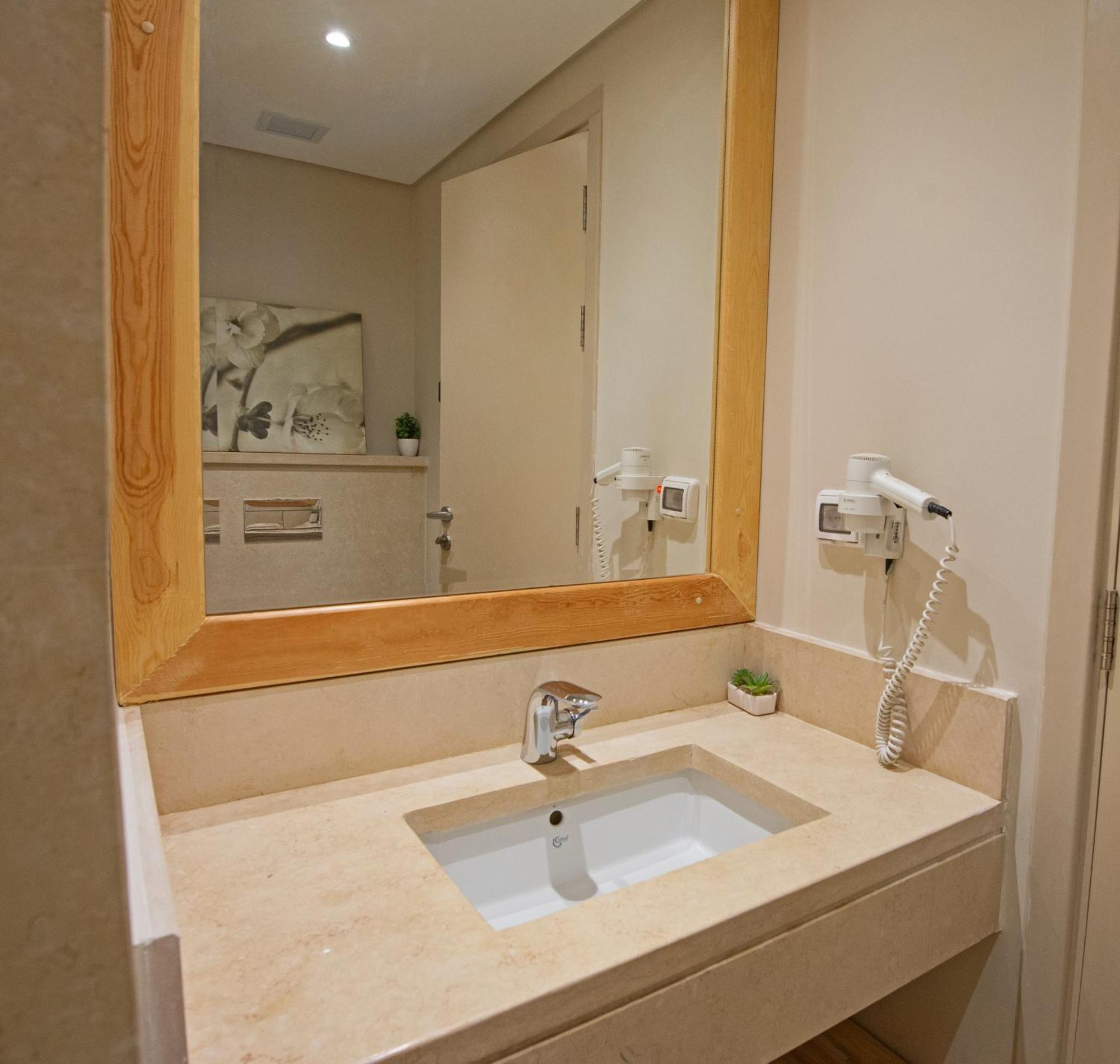 Apartment Ollystays Mangroovy 1 Bedroom And Pool Free Access *