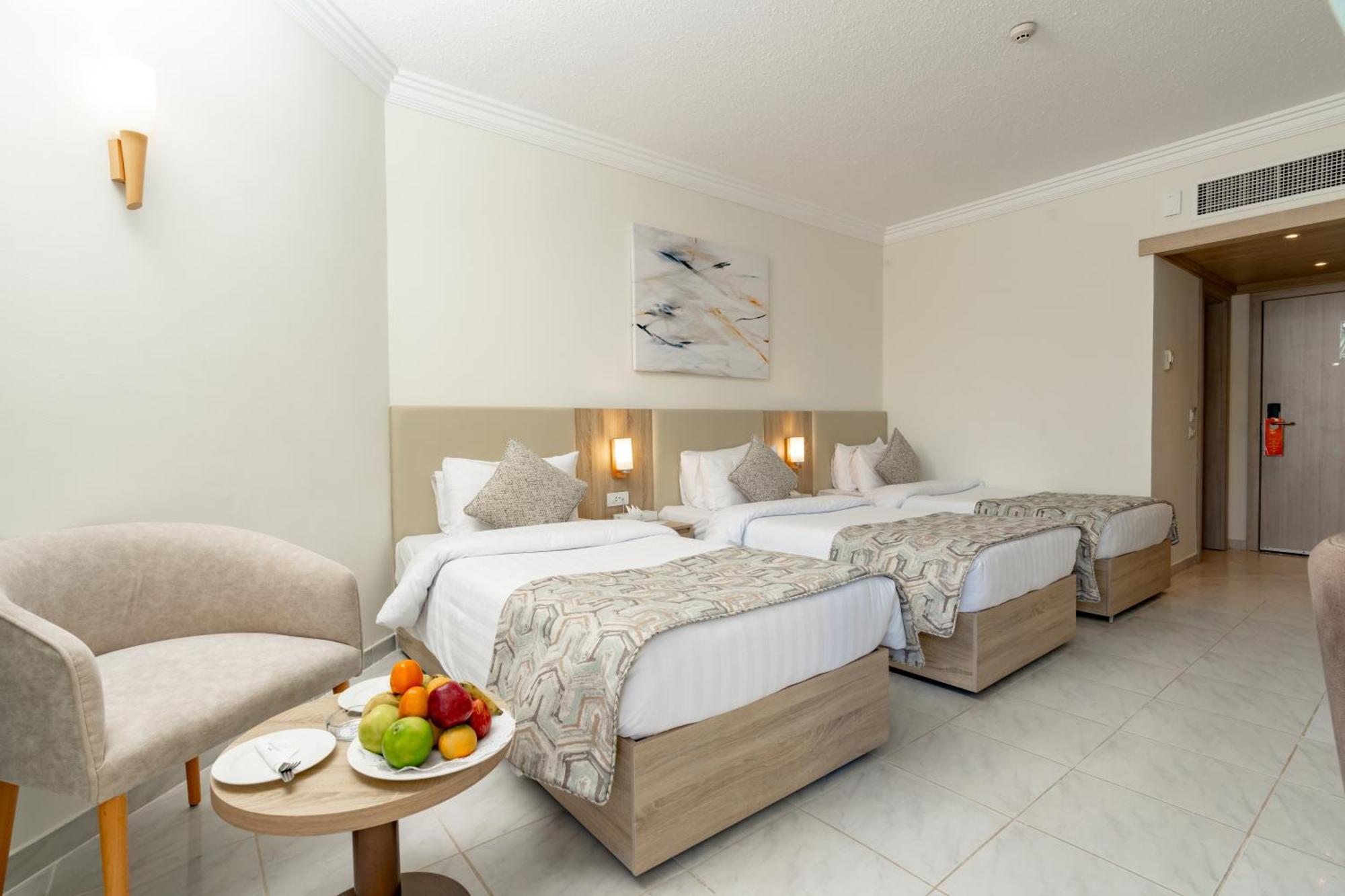 Palm - Families&couples Only 4*