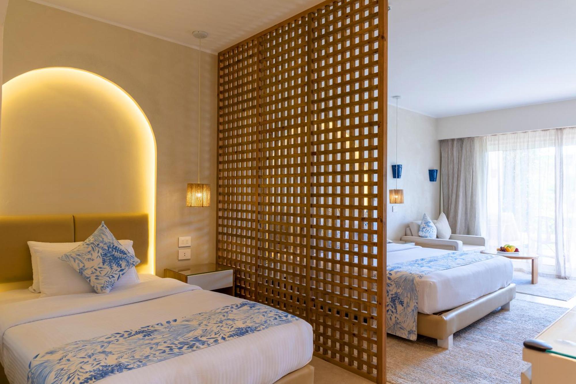 Arabesque Resort, & Resort