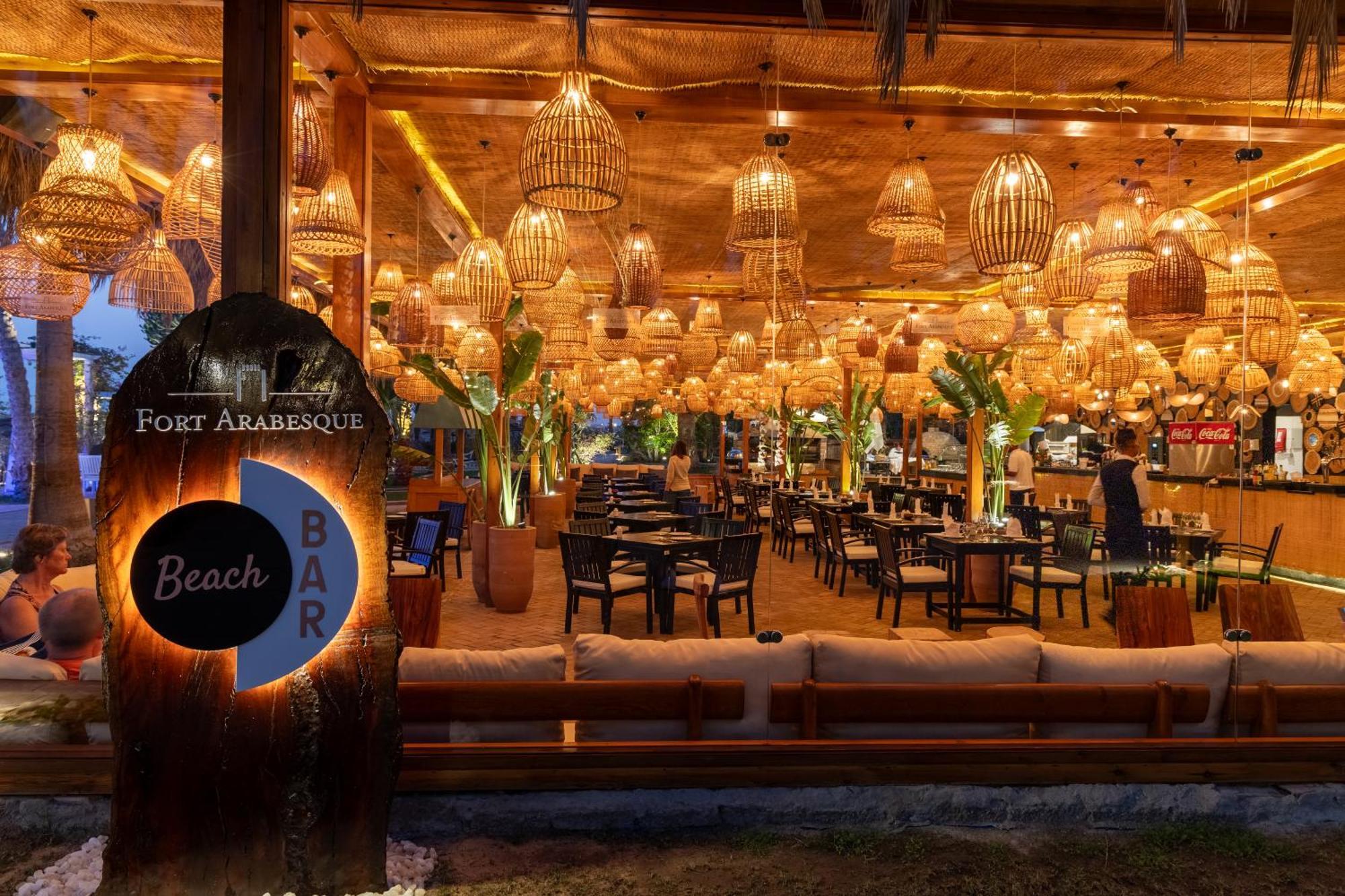 Arabesque Resort, & 4*