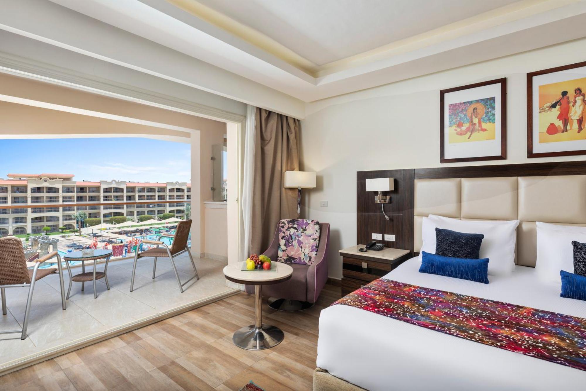Resort Pickalbatros White -