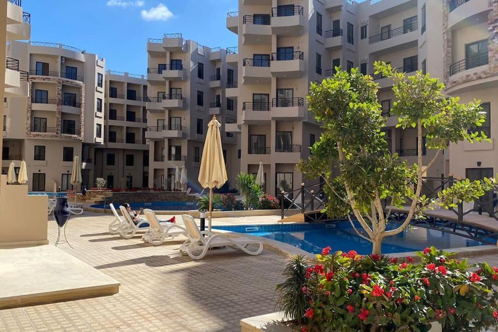 Apartment 2 Bed Pool View Aqua Tropical Near El Gouna