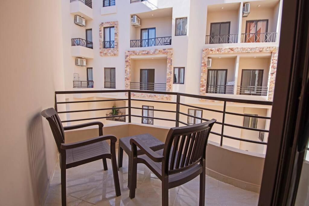 2 Bed Pool View Aqua Tropical Near El Gouna *
