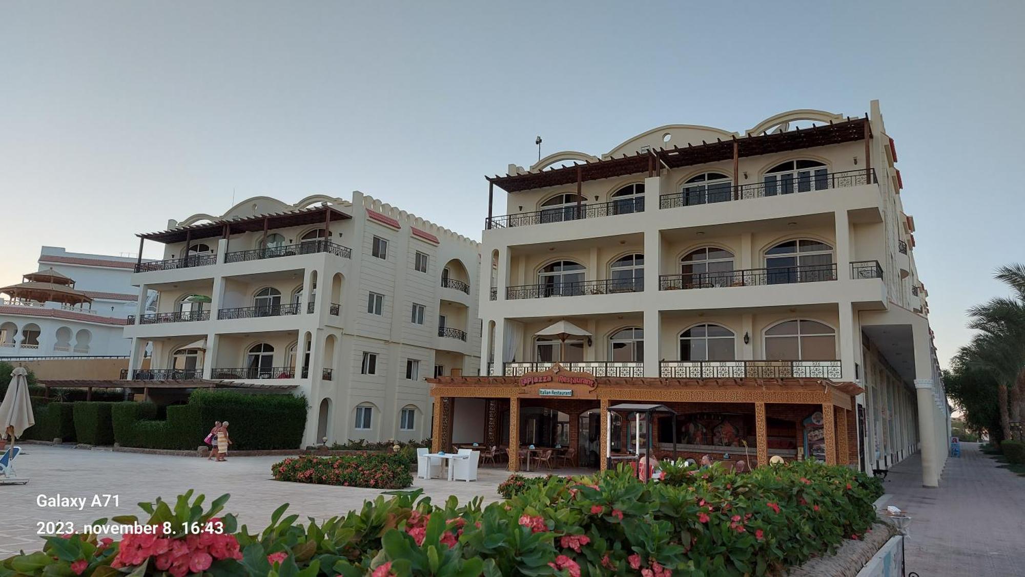 Calm In District Sahl Hasheesh *