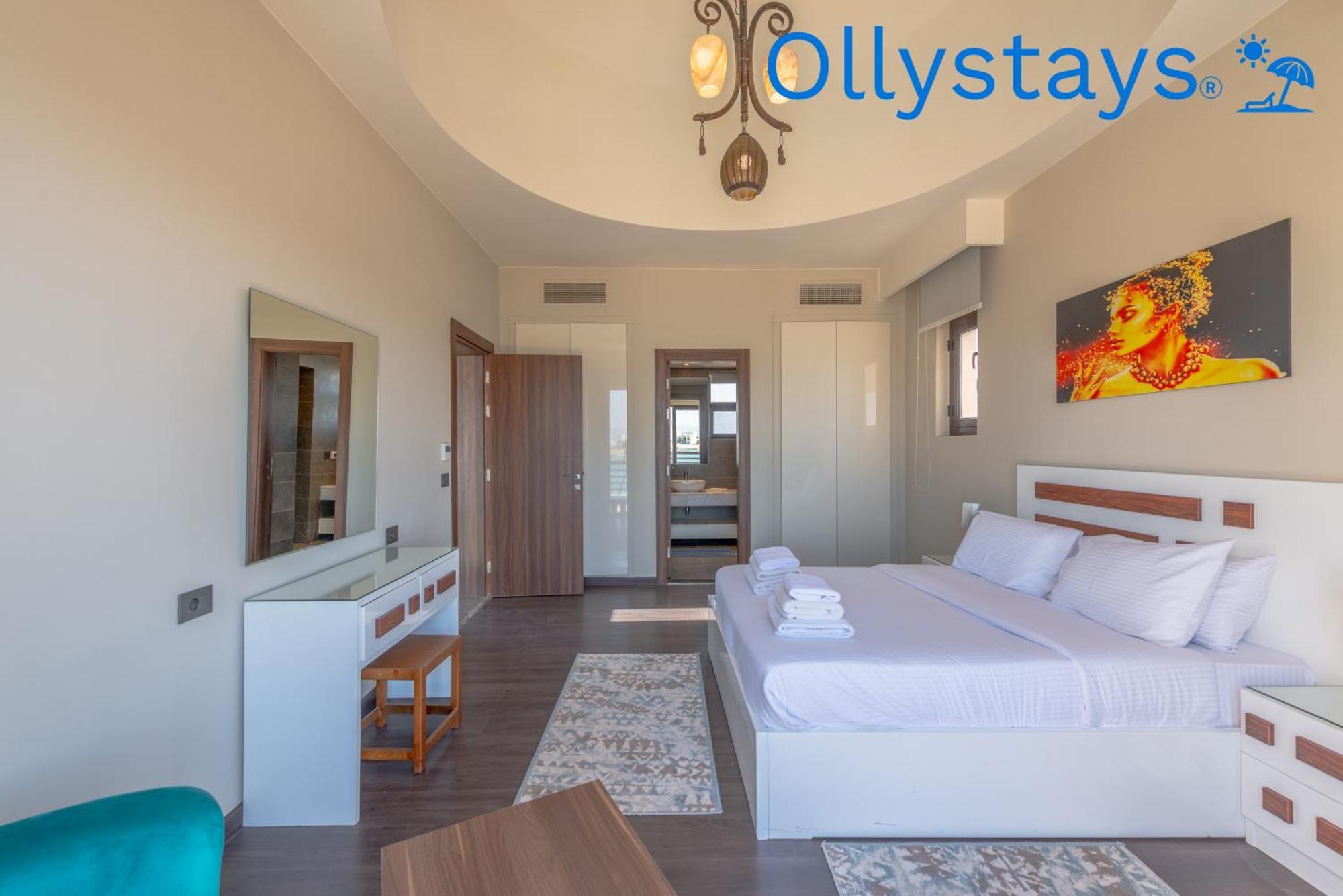 Ollystays Ancient Sands 4 Bedroom Heated Pool Villa Hurghada