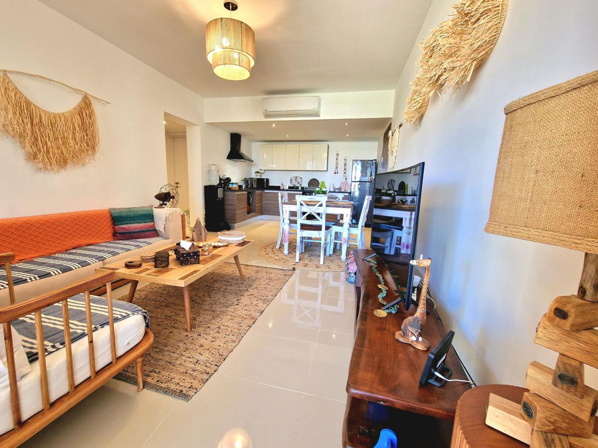 Spacious And Stylish 2 Bedroom Unit In El Gouna Apartment *