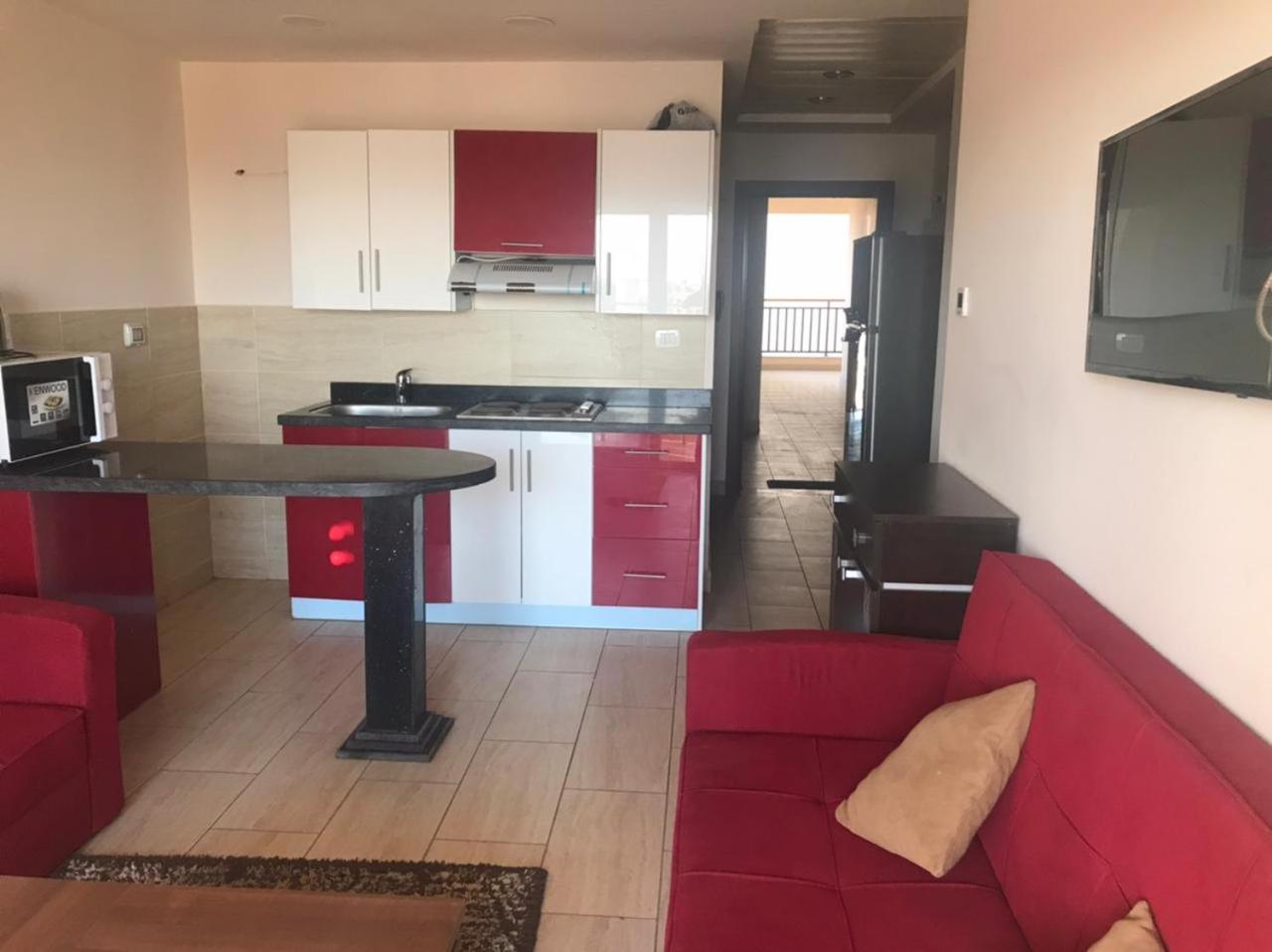 Apartment In Aldau Heights *