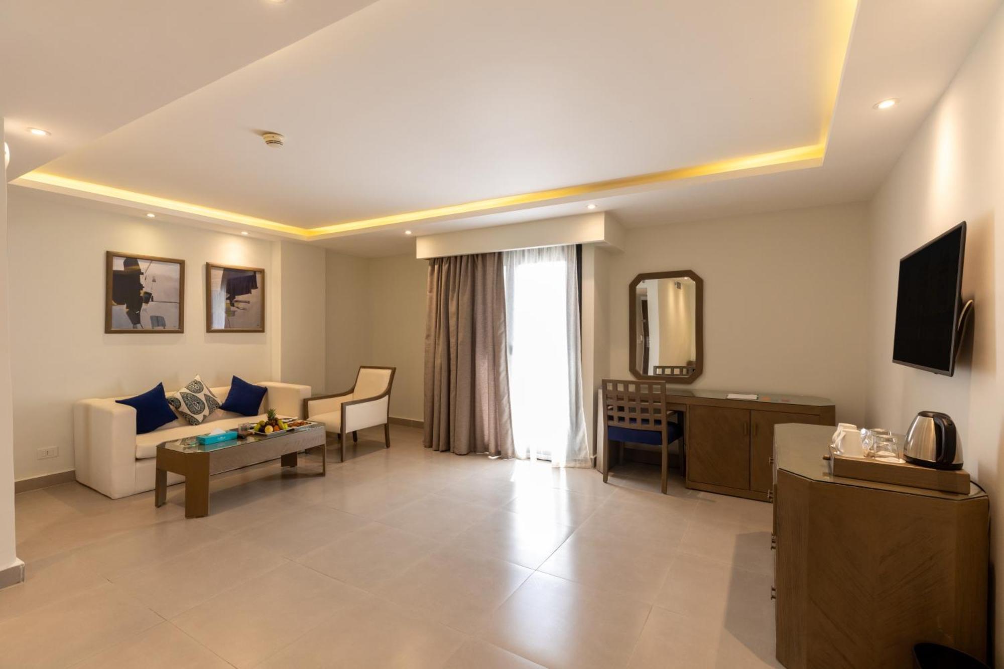 Resort Sunrise Holidays -adults Only