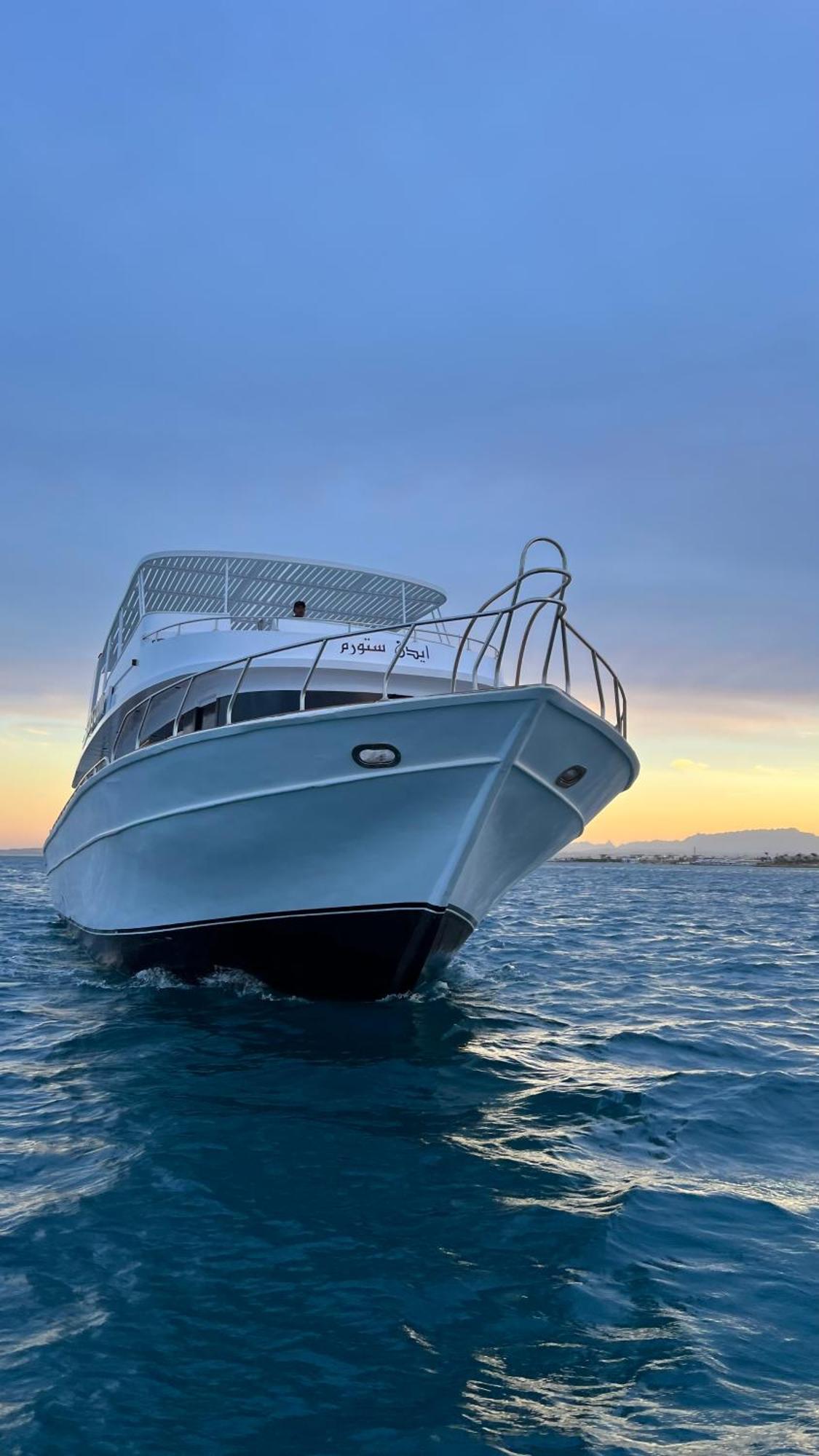 Botel Edan Storm Yacht Hurghada