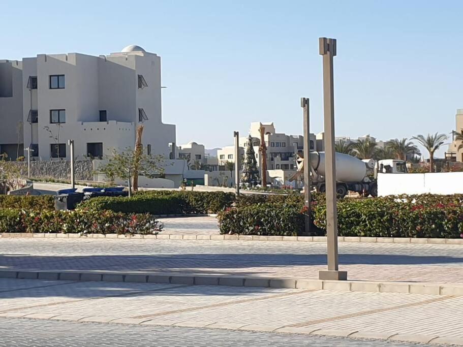 Mangroovy - 2br Prodigious Ground Pool & Sea View Apartment Hurghada