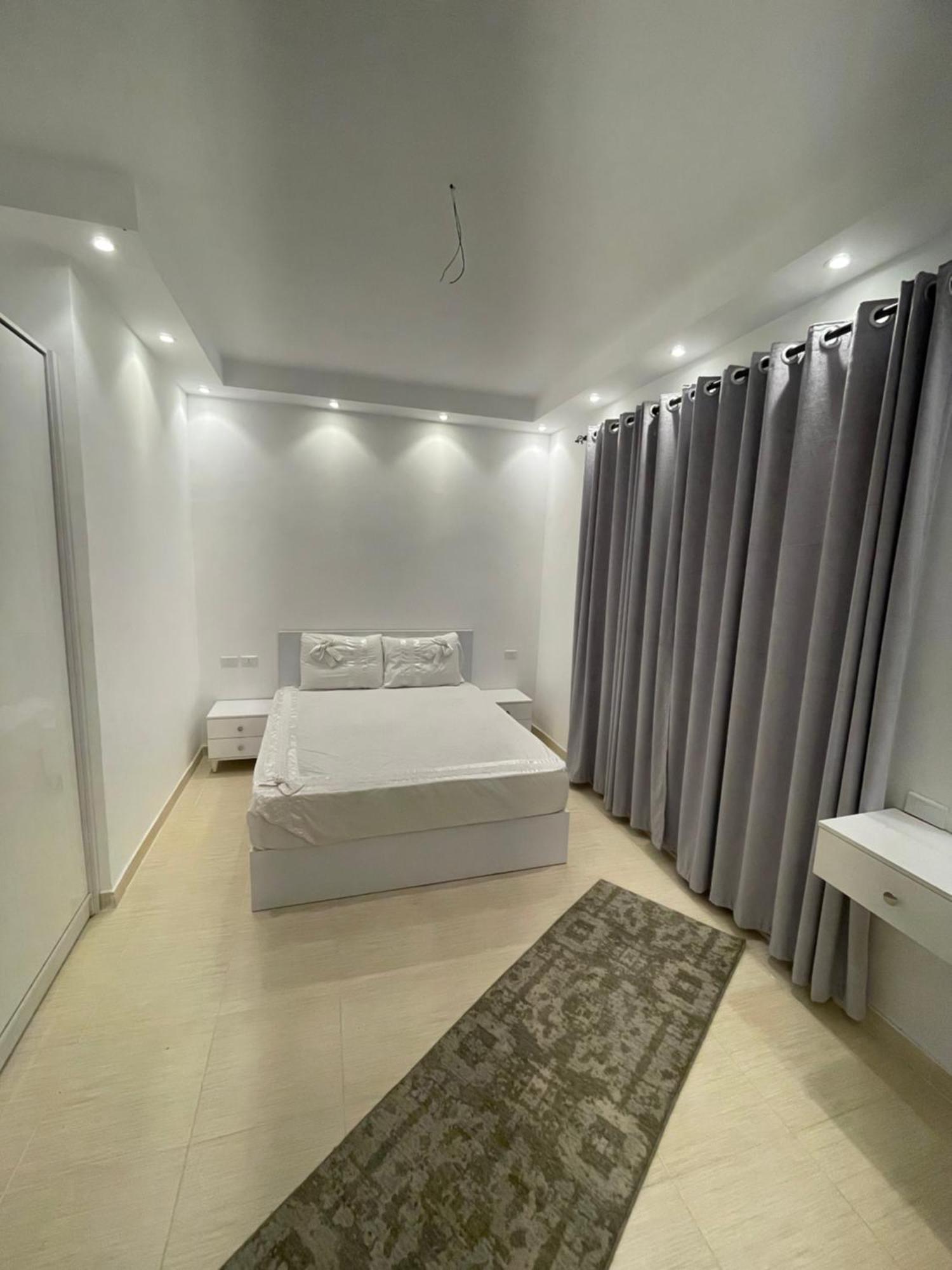 Apartment In Florenza Khamsin