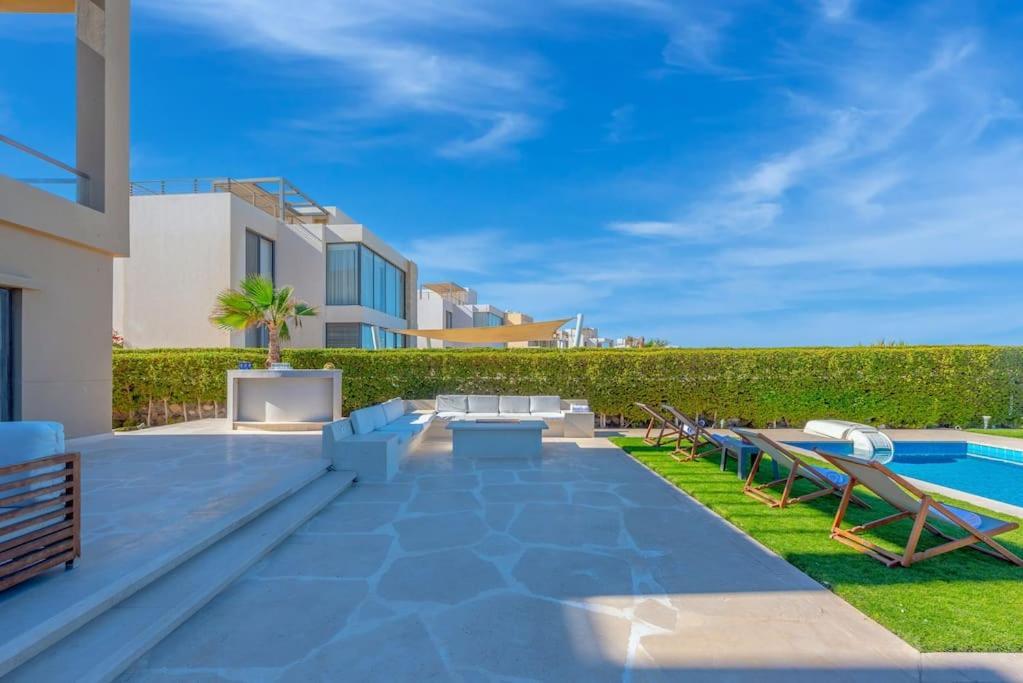 Fanadir With Private Pool Villa