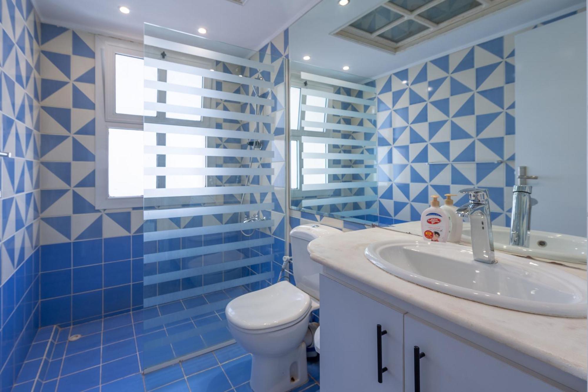 Apartment Spacious With Roof Terrace In Abu Tig Marina Mb5-2-102 *