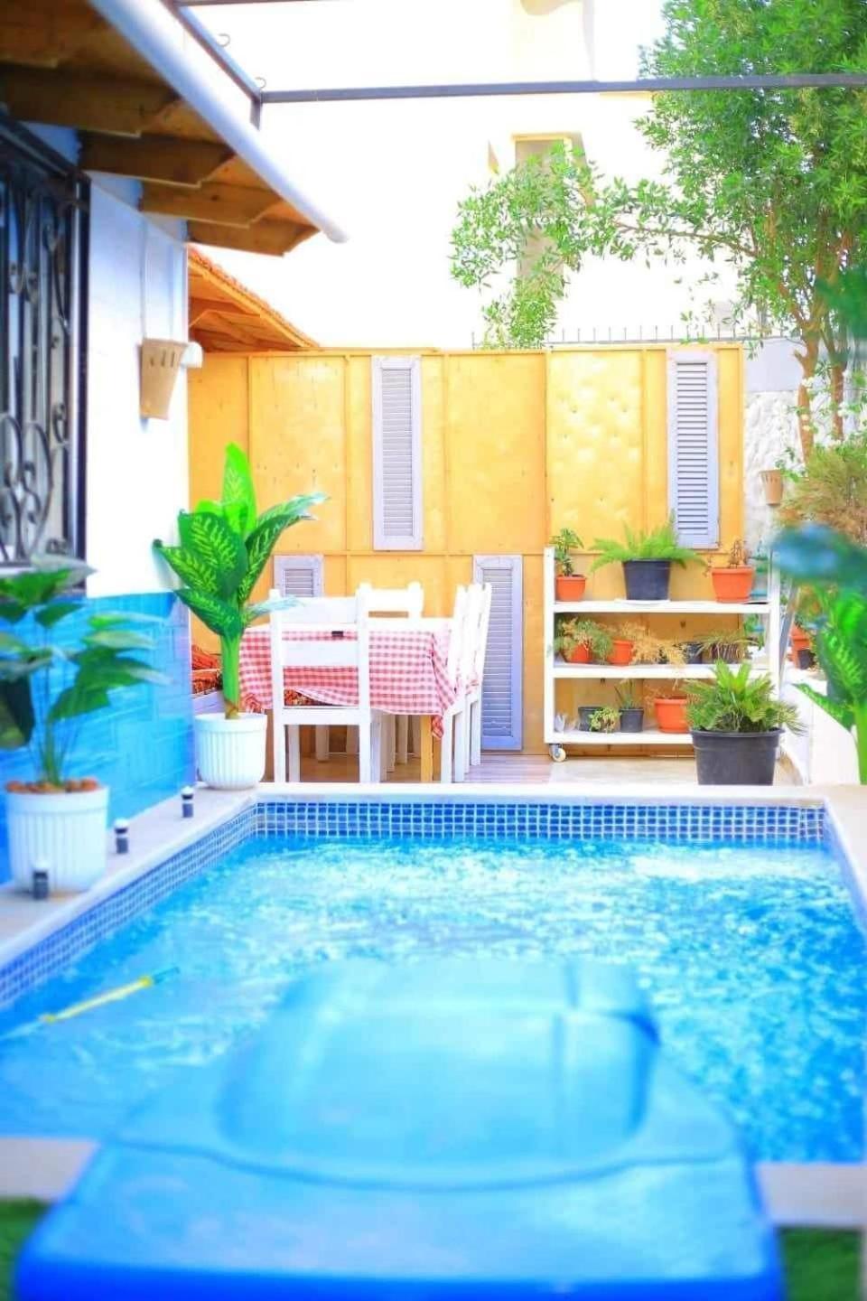 3 Bedroom Apartment *