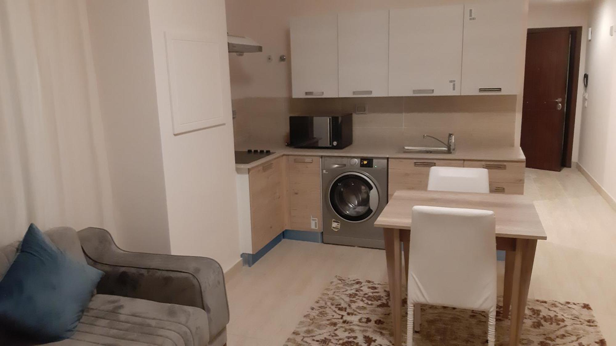 In Aldau Heights Apartment