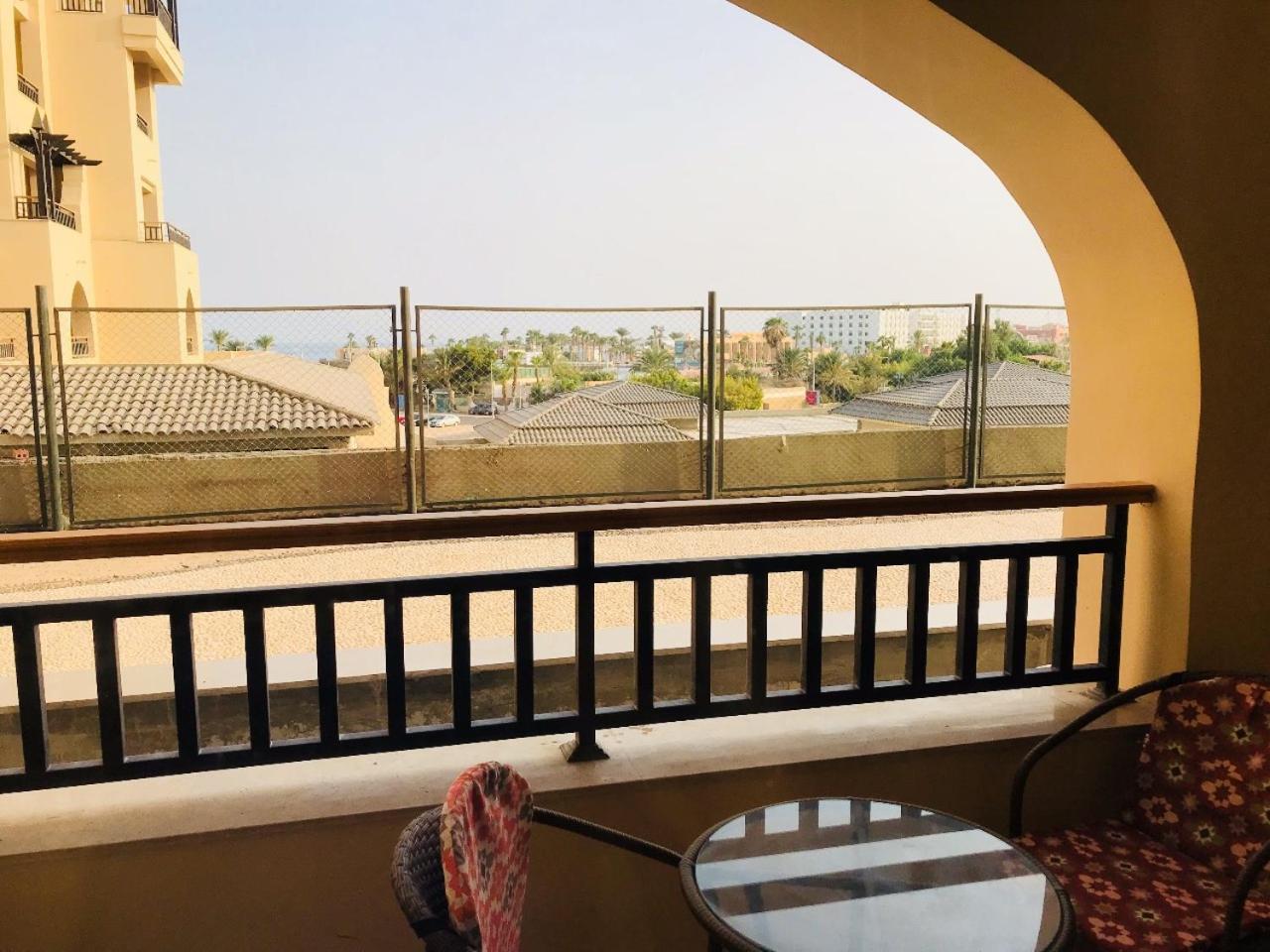In Aldau Heights Apartment