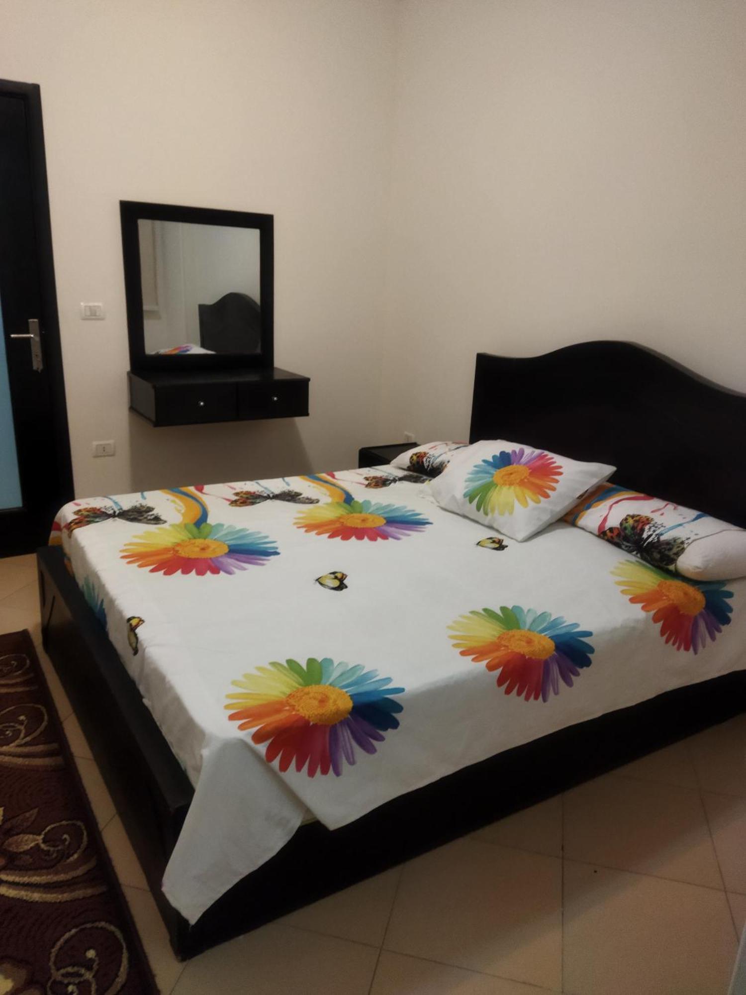 4 Apartment