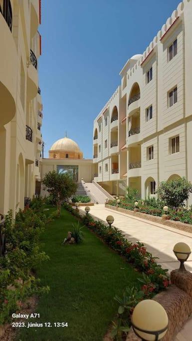 Calm In District Sahl Hasheesh